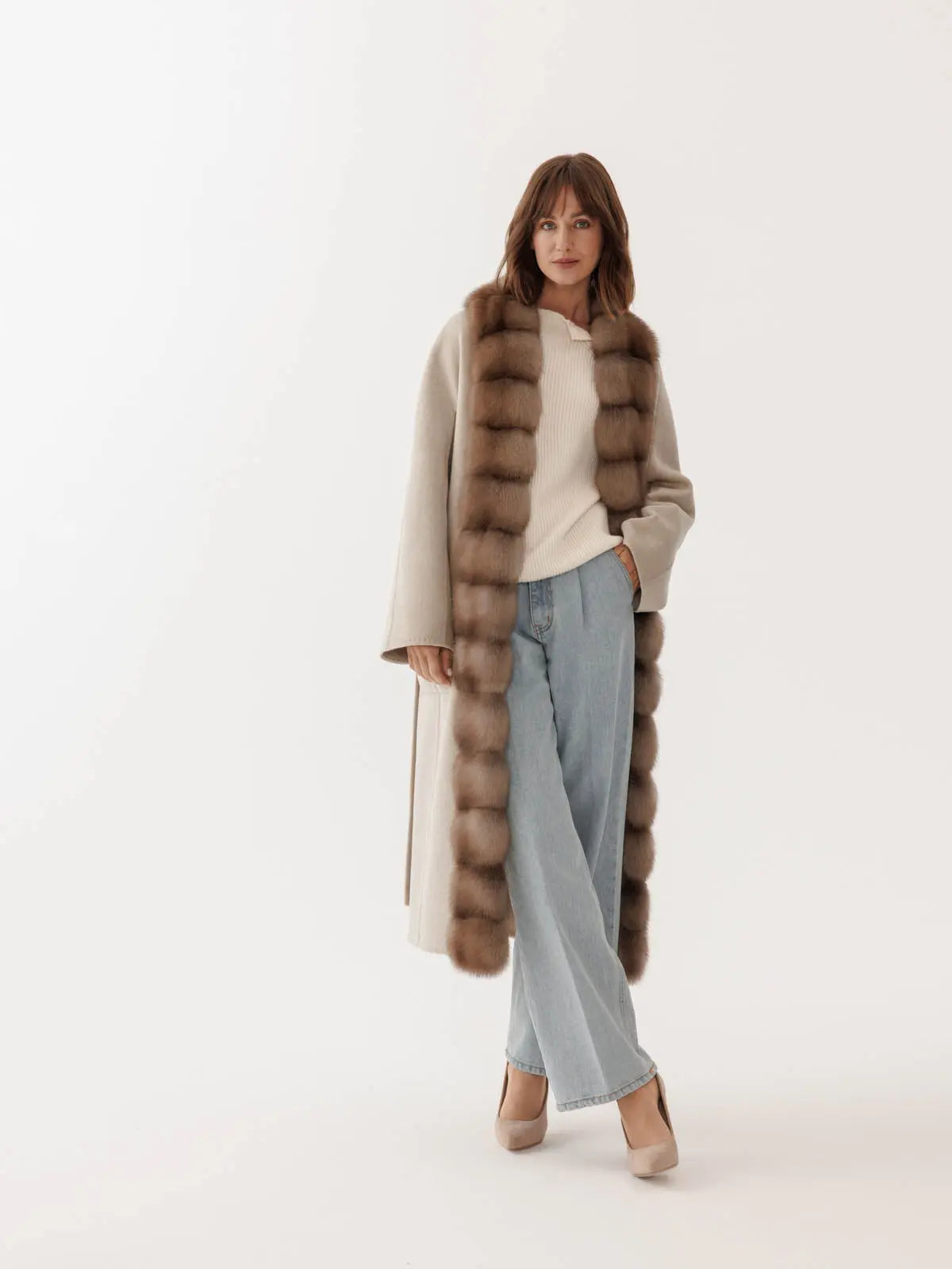 Cashmere coat with side marten fur trim